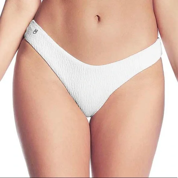 Maaji White Bikini Bottom cheeky thong
Snake print - Picture 3 of 4